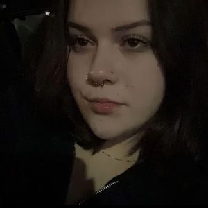 Meet your Posher, Isabel